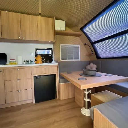 Кемпинг Premium Caravan *